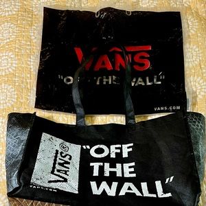 Vans off the wall fabric gift bag,plastic shopping bag & 2 sheets Vans tissue.